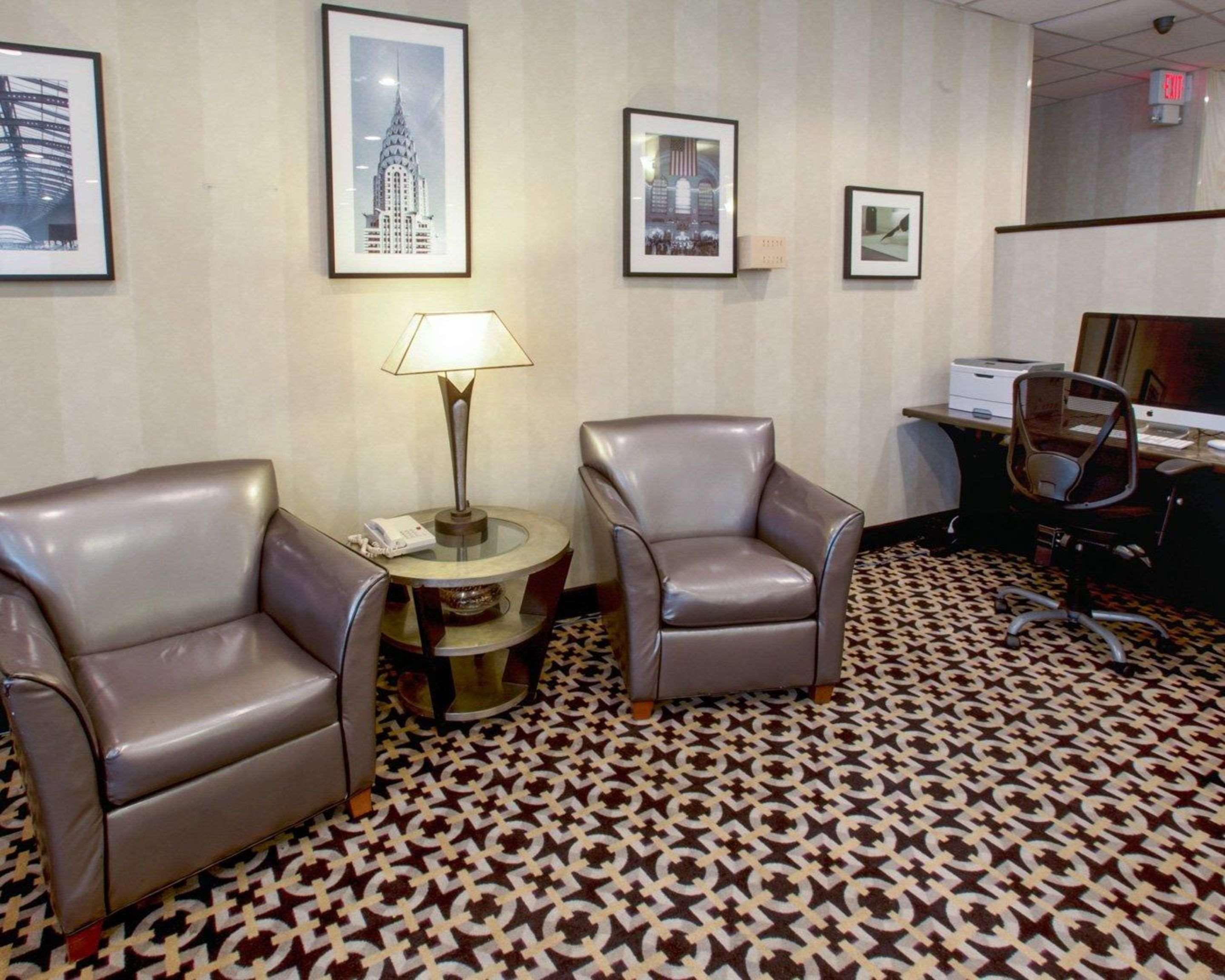 Best Western Paramus Hotel & Suites Exterior photo